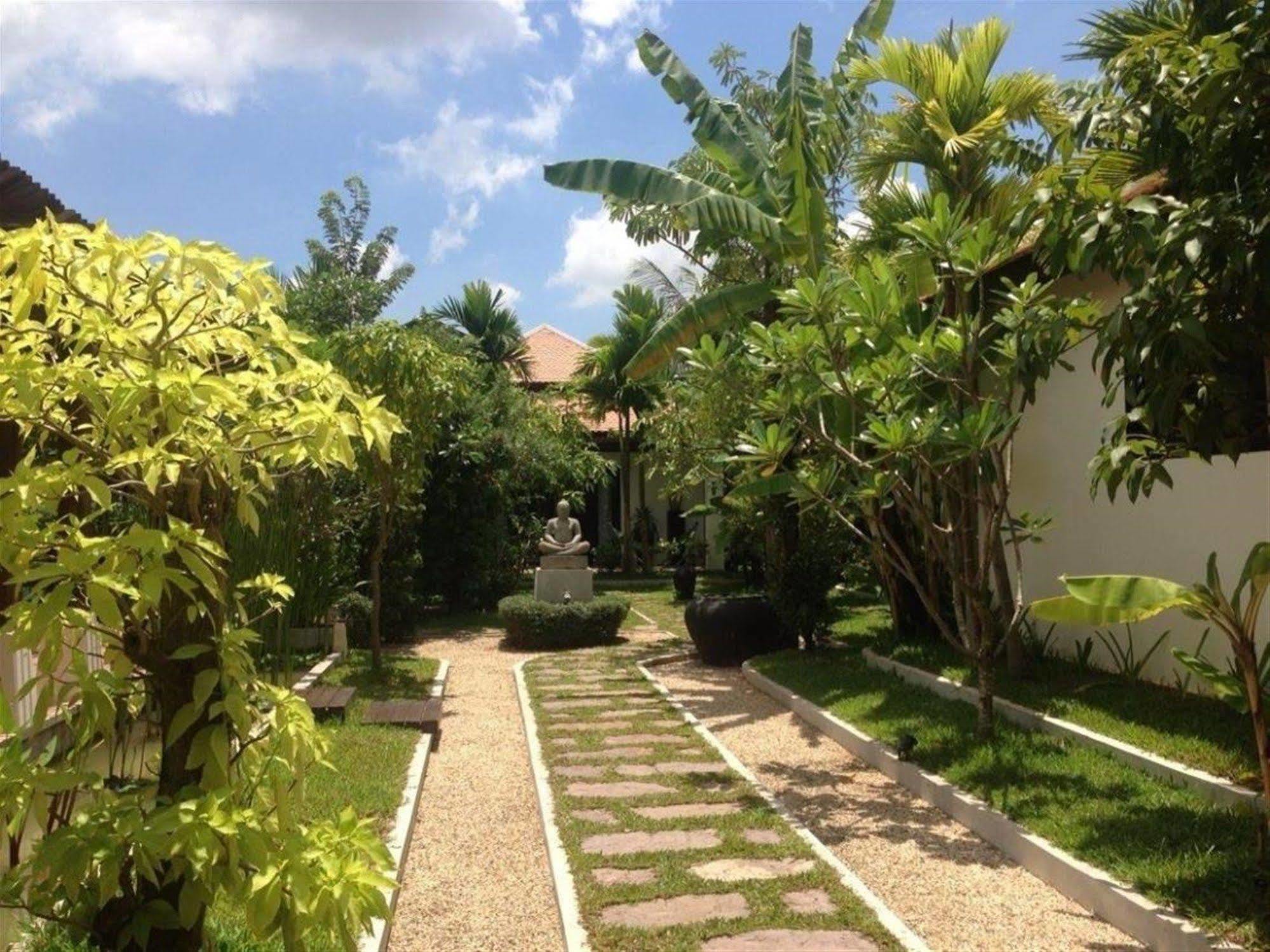 Villa Amalia เสียมราฐ ภายนอก รูปภาพ